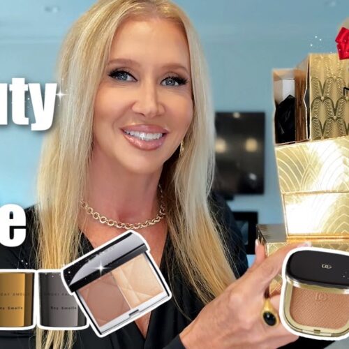 NEW In Beauty & Holiday Gift Sets | Let’s Open The MAC ADVENT CALENDAR